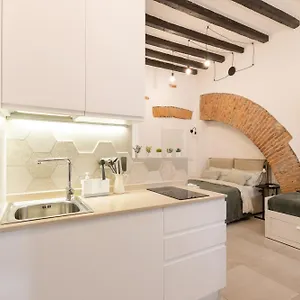 Bricks & Beams In The Key Area Of Appartamento Milano